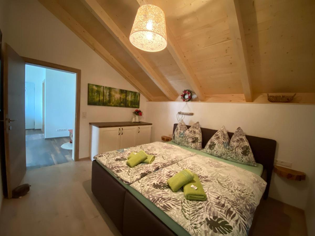 Apartments Edelweiss & Enzian - Gaestehaus Zum Fuchs Хермагор Экстерьер фото